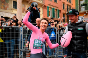 Australia's Jai Hindley wins the Giro d'Italia!