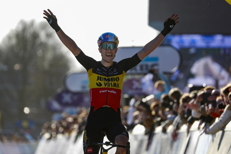 Wout Van Aert wins Omloop Het Nieuwsblad with devastating attack