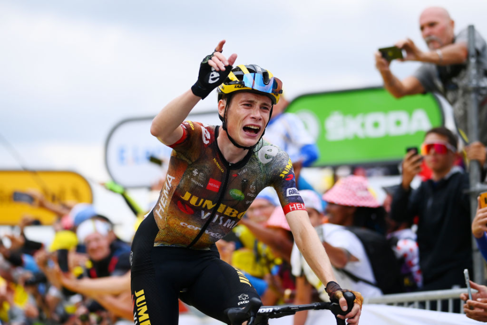 Vingegaard wins stage 11 and takes Yellow as Pogacar cracks