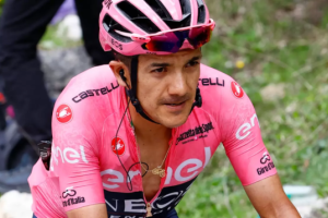 Carapaz’s arrival at EF Education to change team's strategy