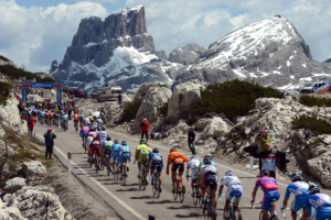 Classic Giro d'Italia route revealed for 106th edition next May