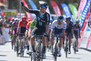 Sam Wlesford takes surprising stage win at the Vuelta San Juan