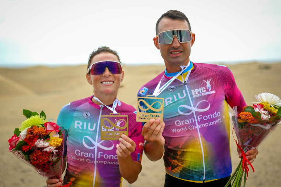 Photo: Gran Fondo World Tour ® Champions Romanian cyclist Manuela Muresan and Italian cyclist Luca Chiesa 