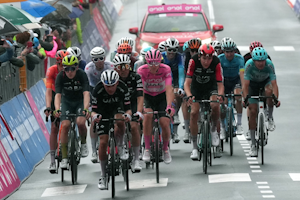 Pogacar becomes Giro Patron as he waits for Thomas after crash