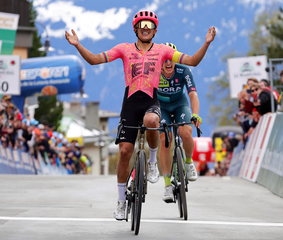 Carapaz wins Queen stage as Rodriguez takes Yellow on Queen Stage of the Tour de Romandie