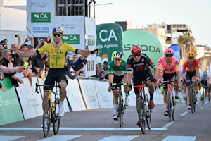 Van Aert sprints to first win of the season in the Algarve