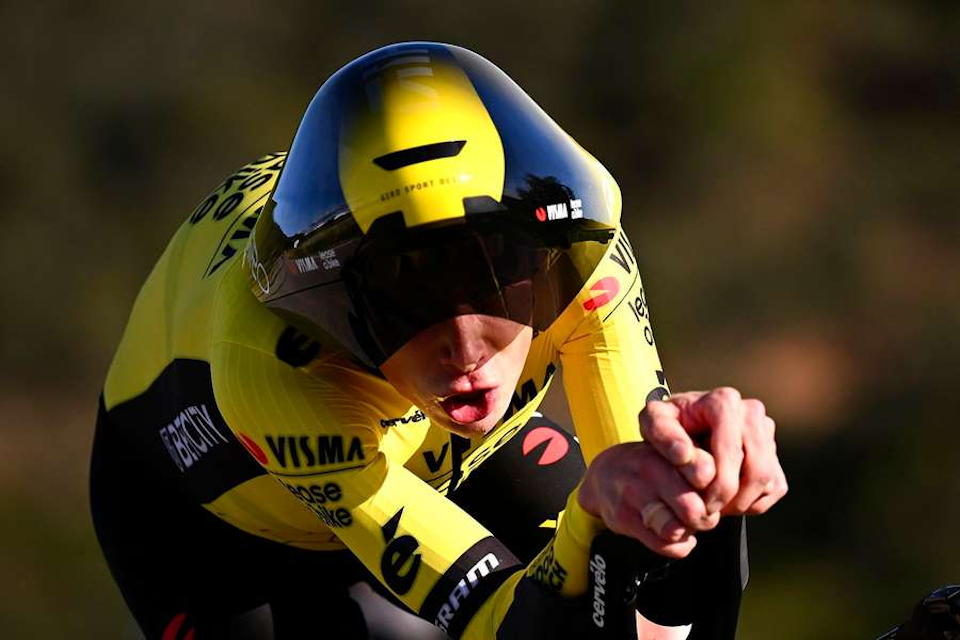 Vingegaard wins Volta ao Algarve with strong final time trial