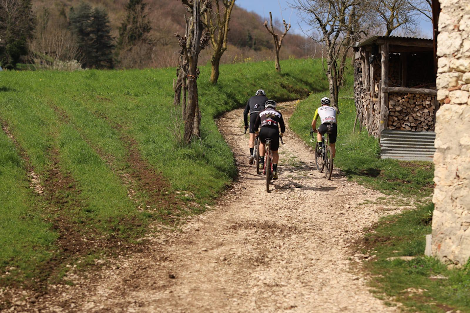 Aquila Gravel