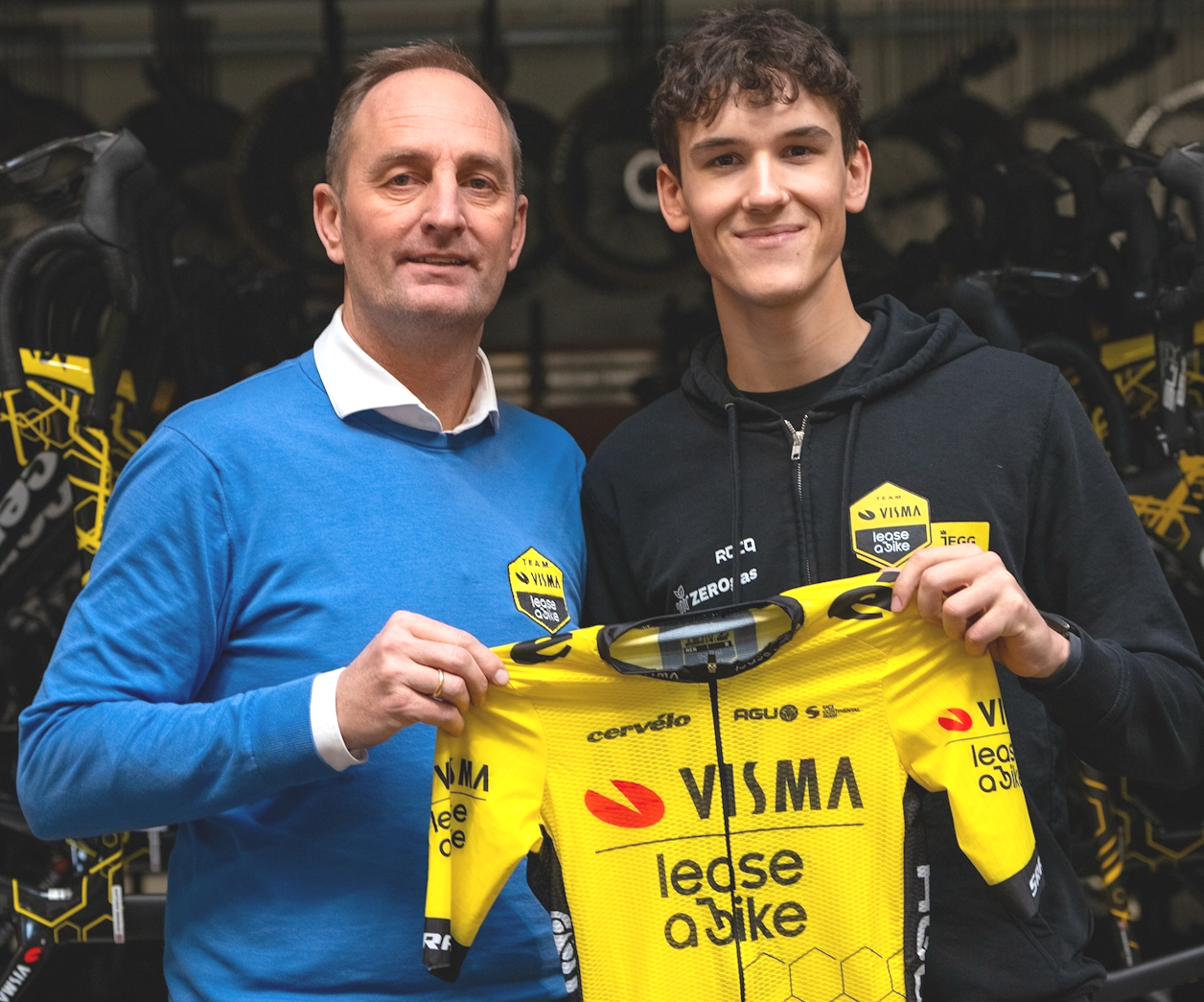 Ashlin Barry, son of former professional cyclists Michael and Dede Barry joins the Dutch WorldTour Team Visma – Lease a Bike’s pro-track development program in 2025