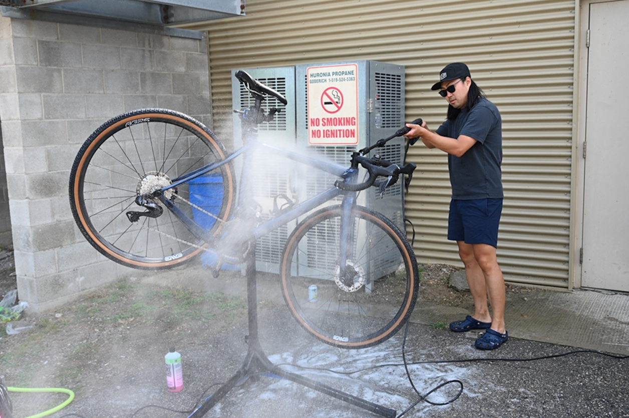 a free bike wash station is provided by Muc-Off at the BIG Gravel Grind