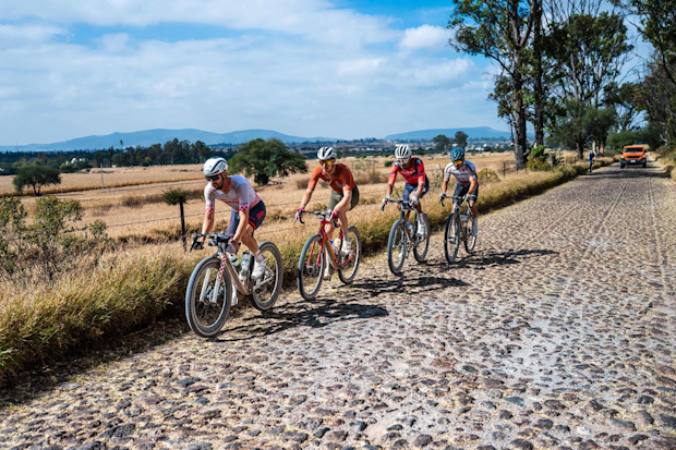 Castillo and Santoyo take Victory at 2025 Belgian Waffle Ride Mexico