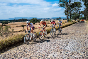 Castillo and Santoyo take Victory at 2025 Belgian Waffle Ride Mexico