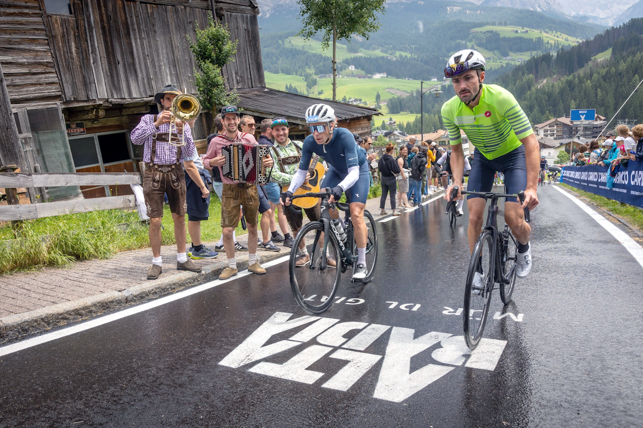 Bussone and Cavallo Triumph at 2025 Maratona dles Dolomites