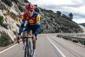 Retiring MotoGP rider Espargaro joins pro cycling team Lidl-Trek