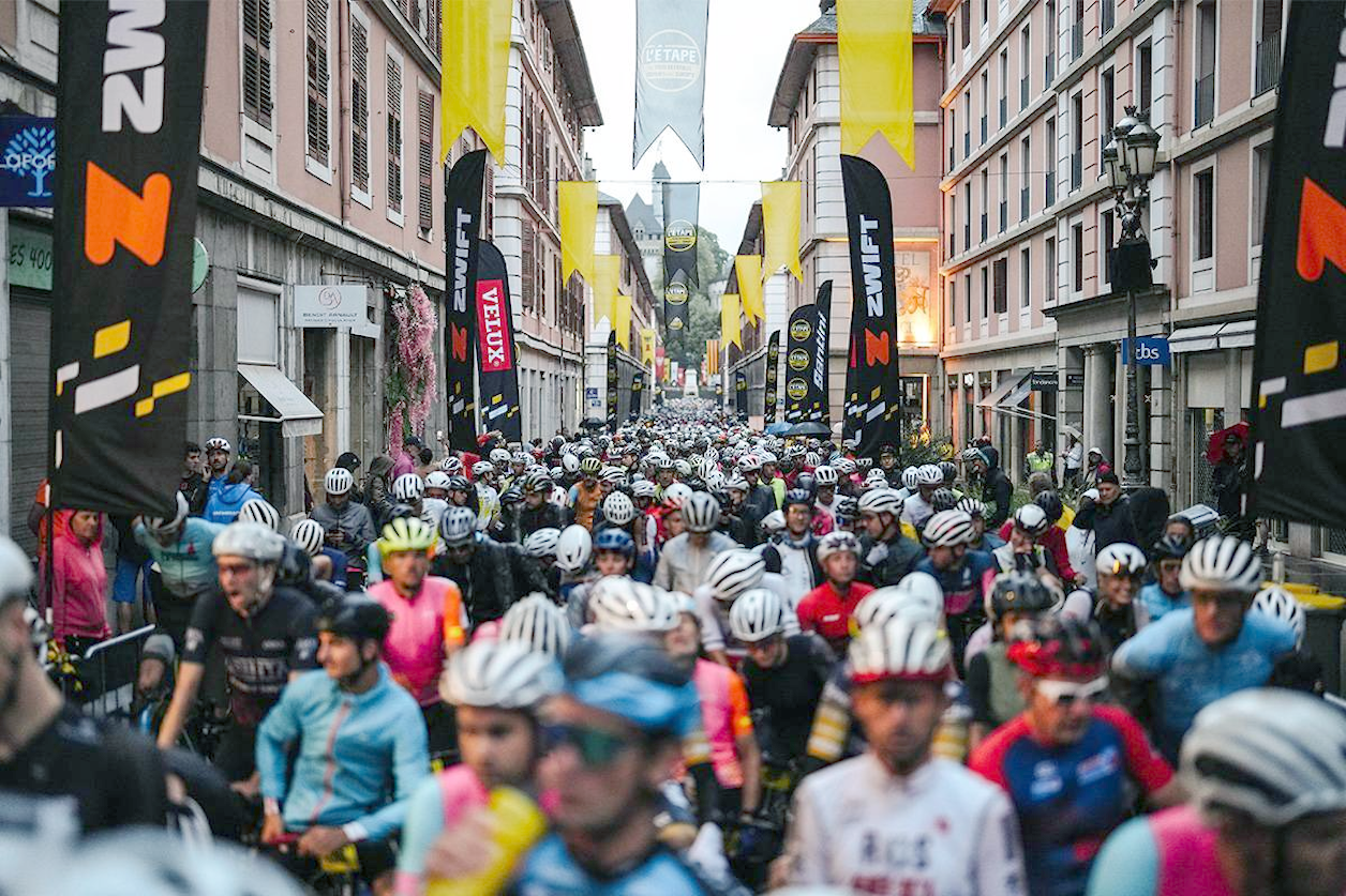 Stansfield and Clement Take Victory at Inaugural L’Etape du Tour Femmes avec Zwift