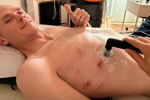 Chris Froome starts Rehabilitation after Horrific near Death Training Crash