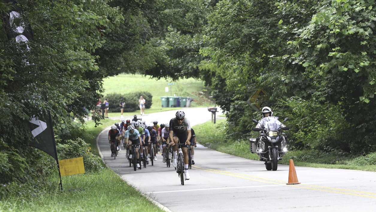 Howden and Knight take Victory at 2025 Gran Fondo Asheville