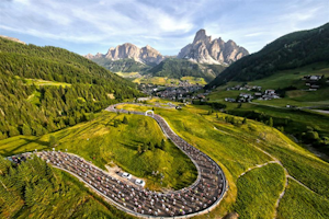 Nearly 33,000 cyclists register for Maratona dles Dolomites Enel Gran Fondo 