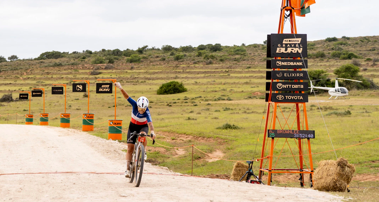 French Women’s Champion Axelle Dubau-Prevot (Numéro 31 par Café du Cycliste / Pinarello) pulled off a dramatic comeback in Stage 7