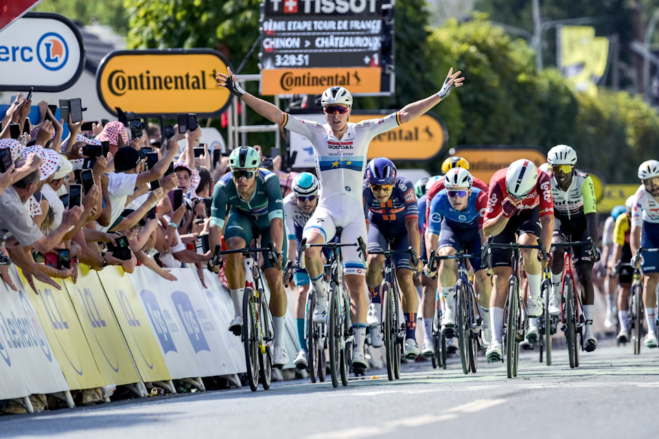 Merlier Edges Out Milan to Win Stage Nine Sprint at Tour de France