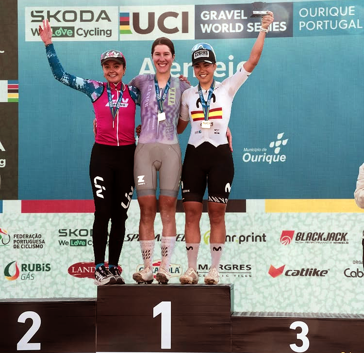 Rosa Kloser (Canyon Factory Racing) rode a controlled and powerful race to take the wi