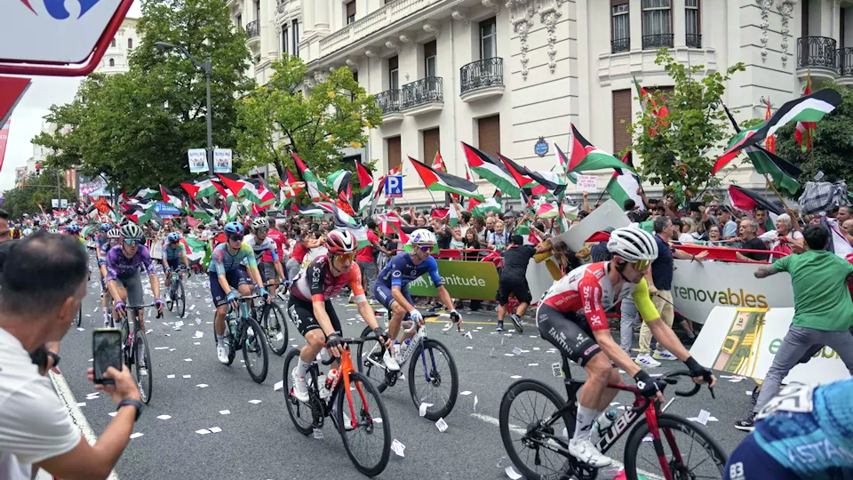 Pro-Palestinian Protesters Force Shortening of Vuelta a España 11th Stage