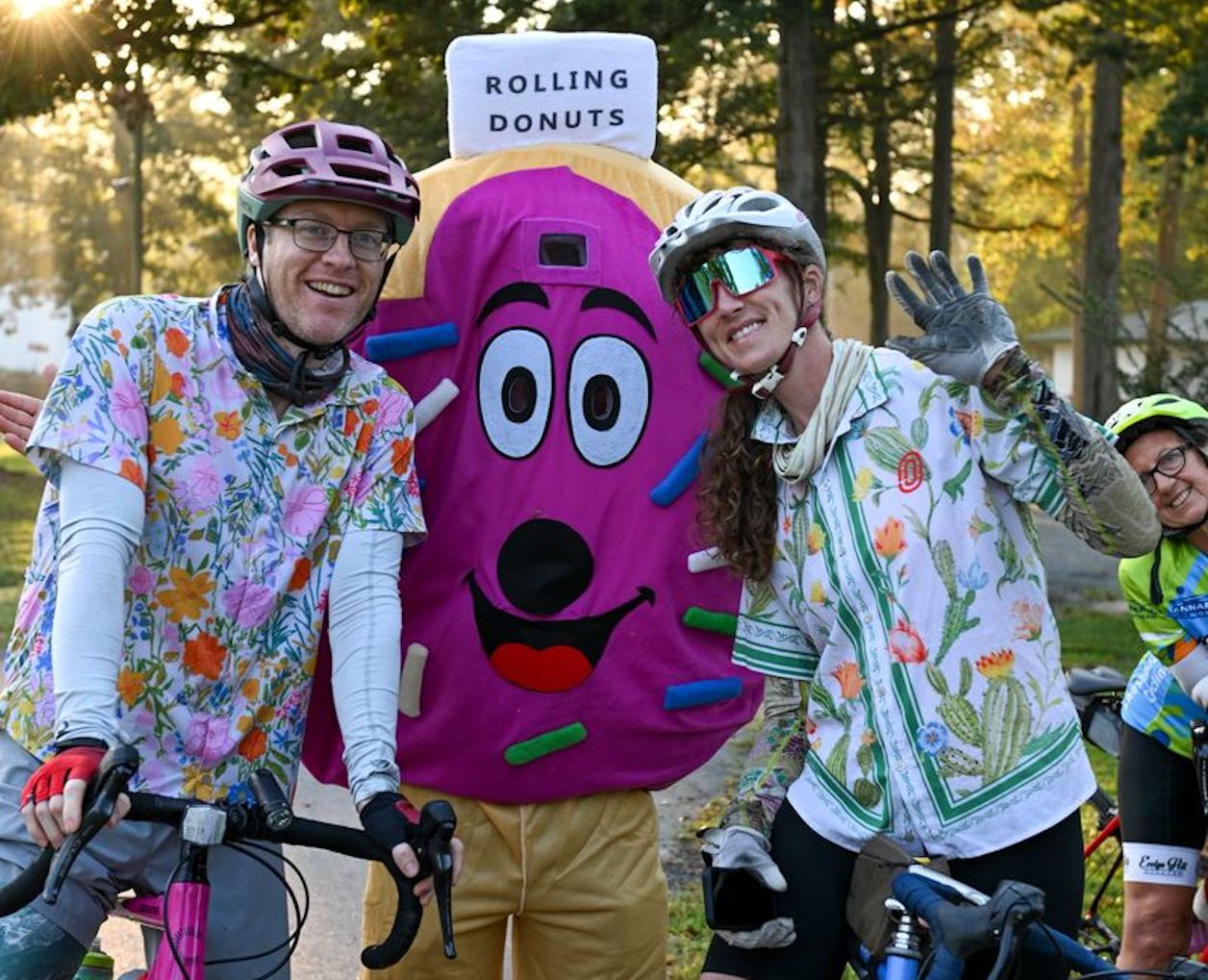 photos with “Sprinkles” the Rolling Donuts mascot.