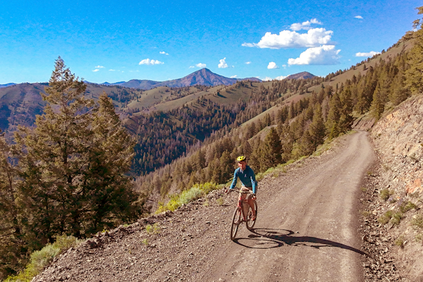Golden Gravel Trail new 3,700-mile gravel route from the Oregon Mississippi