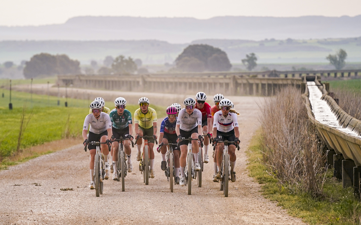 Würtz Schmidt and Schreurs take Victory at 2026 Gravel Desert