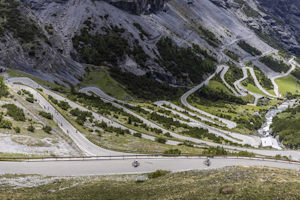 Shandro and Lorenzini take King of the Mountain Awards at 2026 La Stelvio Santini
