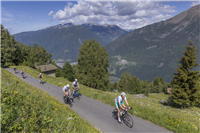 Shandro and Lorenzini take QOM and KOM Awards at 2026 La Stelvio Santini 2026