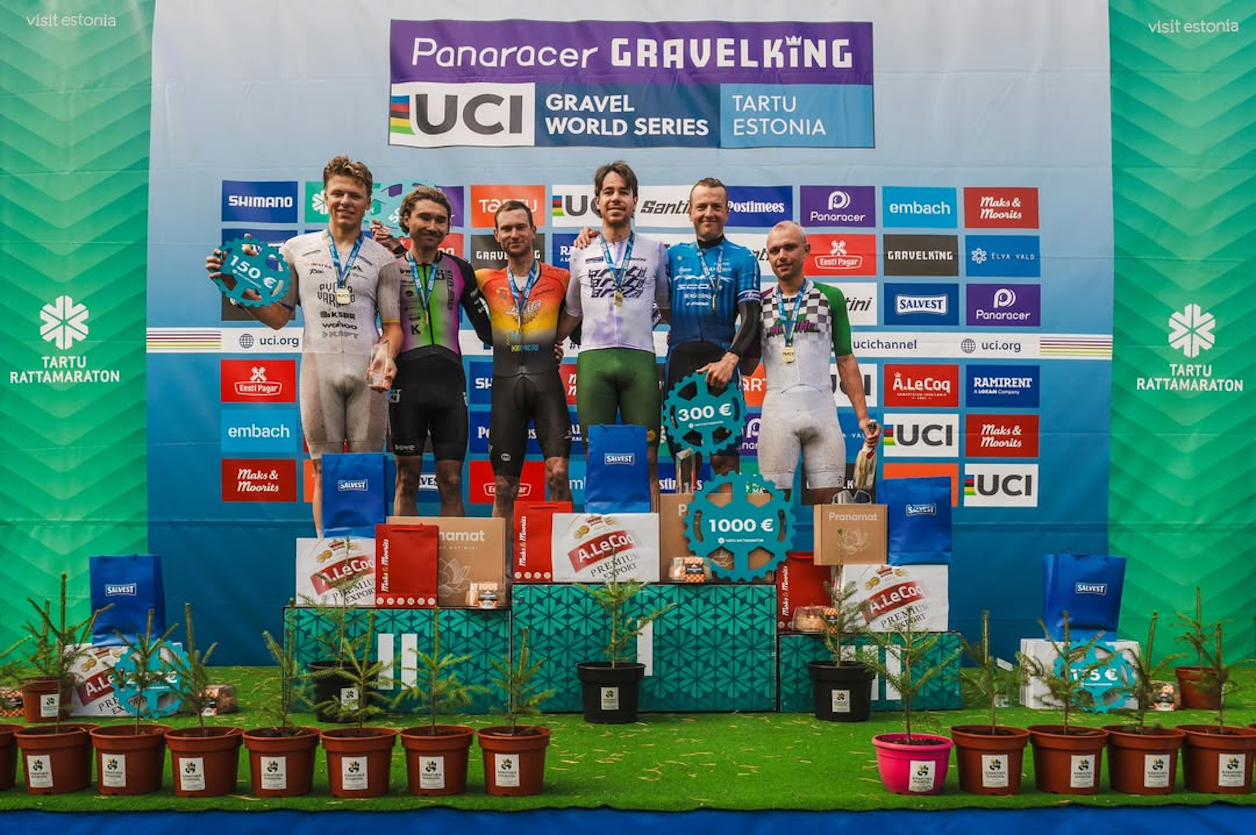 Malezsewski timed his effort perfectly, taking the win in 3:23:39