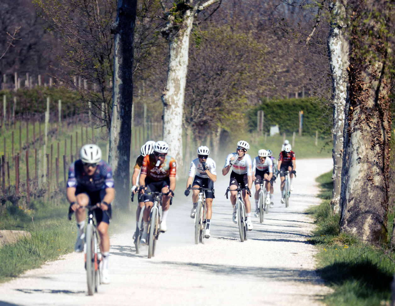 Lasrissa Hartog and Bradyn Lange take Victory at 2026 The Hills Gravel Race