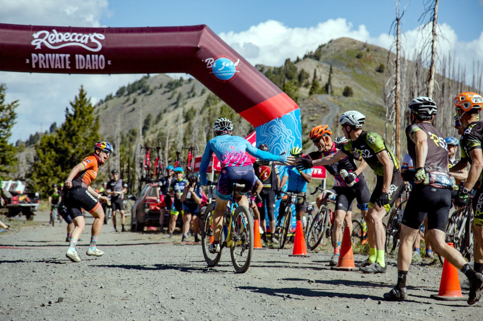 Rebecca Rusch welcomed a record-breaking sold-out field of 1,200 riders to her hometown and drove fundraising efforts that raised $44,400 for global, national and local bike causes. 