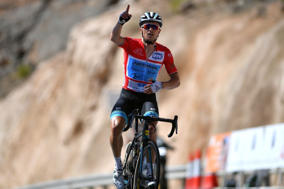 Lutsenko claims Queen stage at the Tour of Oman on Green Mountain