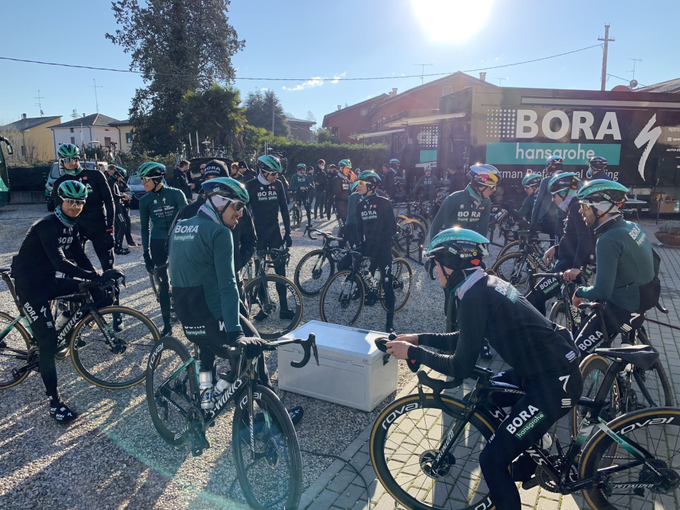 Team Bora-Hansgrohe riders hit by car while training in Northern Italy