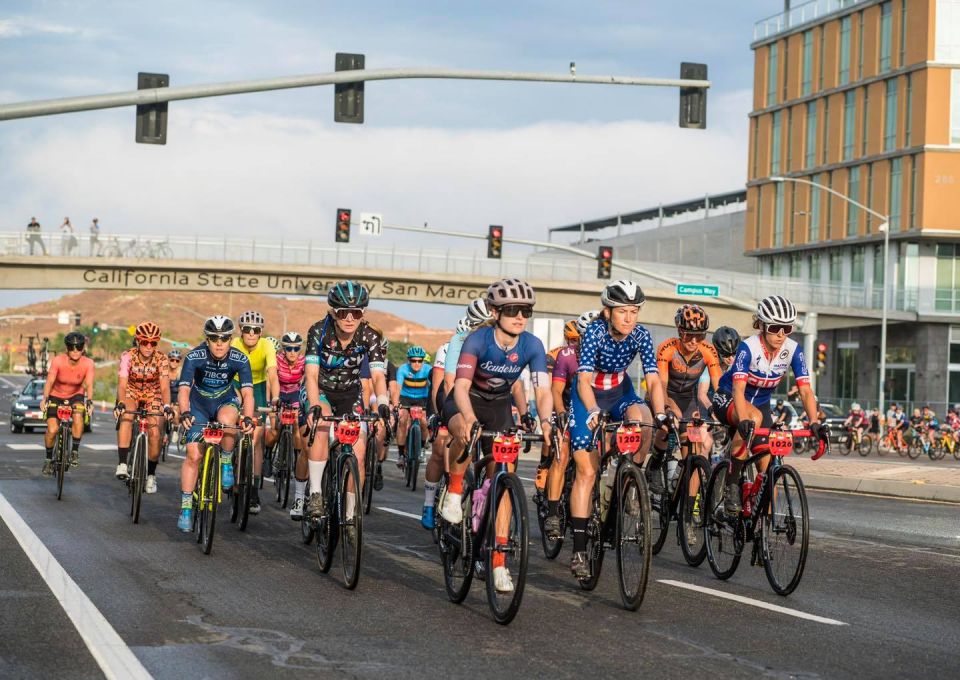 The talent-laden field included 2021 Unbound Gravel champ Lauren De Crescenzo, Amity Rockwell, Lauren Stephens, Hannah Finchamp, and Katerina Nash