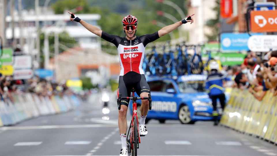 Belgian Van Moer surprises the sprinters and solos to Dauphine Stage 1 Victory