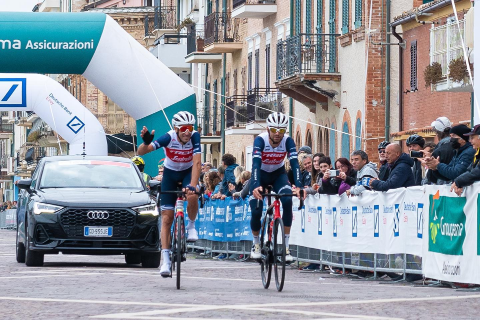 brothers Vincenzo and Antonio Nibali crossed the finish to loud applause