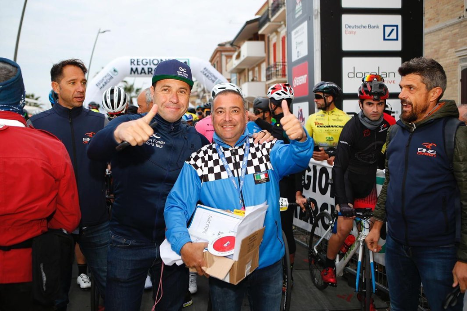 At the start was Gran Fondo World Tour® CEO, Dani Buyo who mixed with the riders
