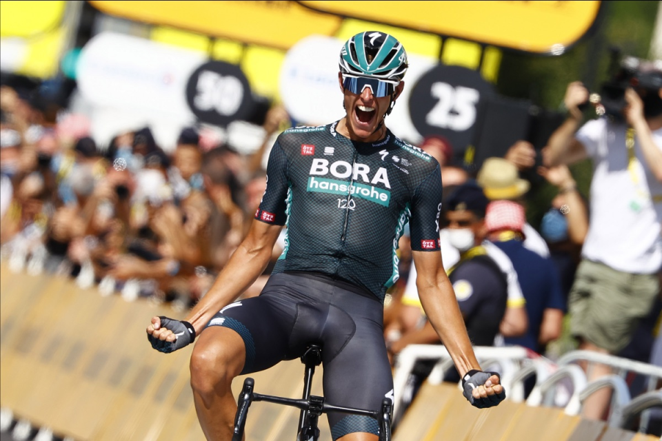 Nils Politt puts in late attack from the breakaway to Tour de France Stage 12 