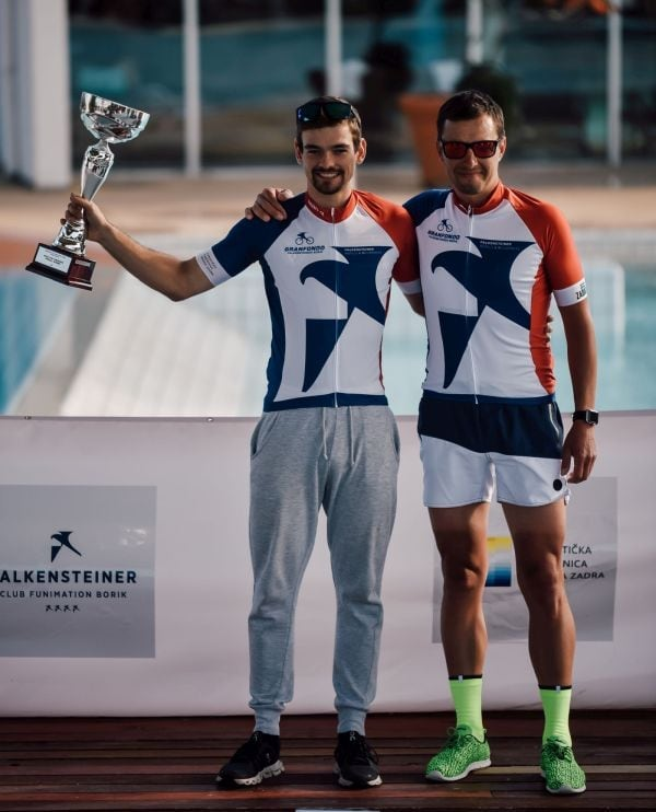 Photo: 2021 Overall winner Viktor Potocki on the podium with 2019 winner Dami Zupi.