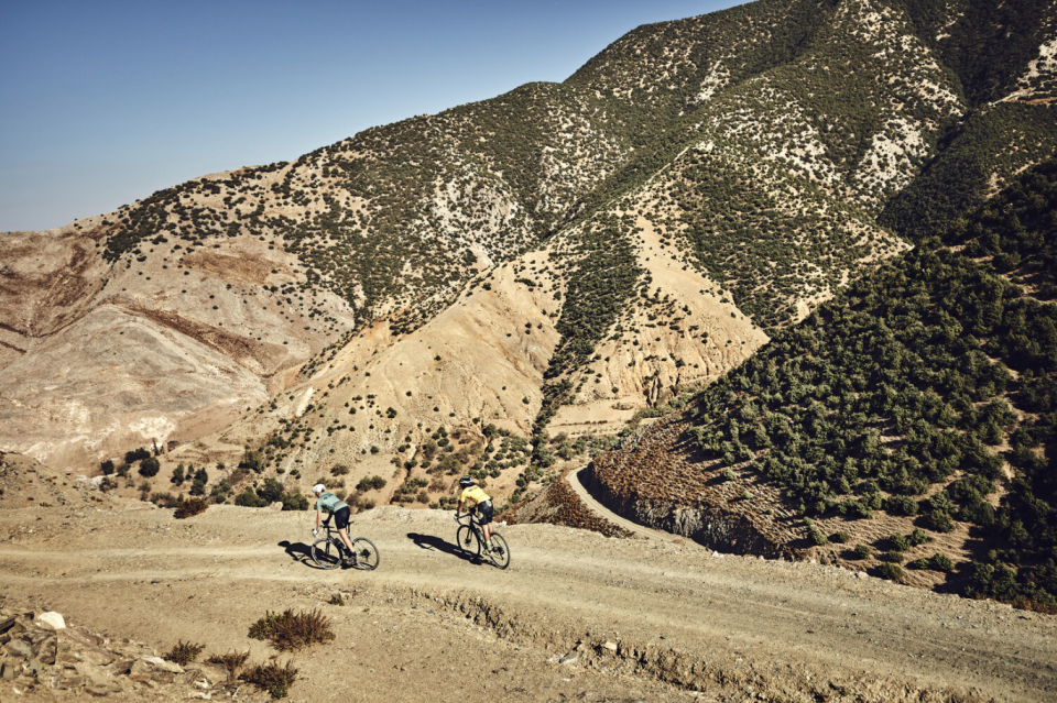 riders will find themselves riding through dry mountain landscapes