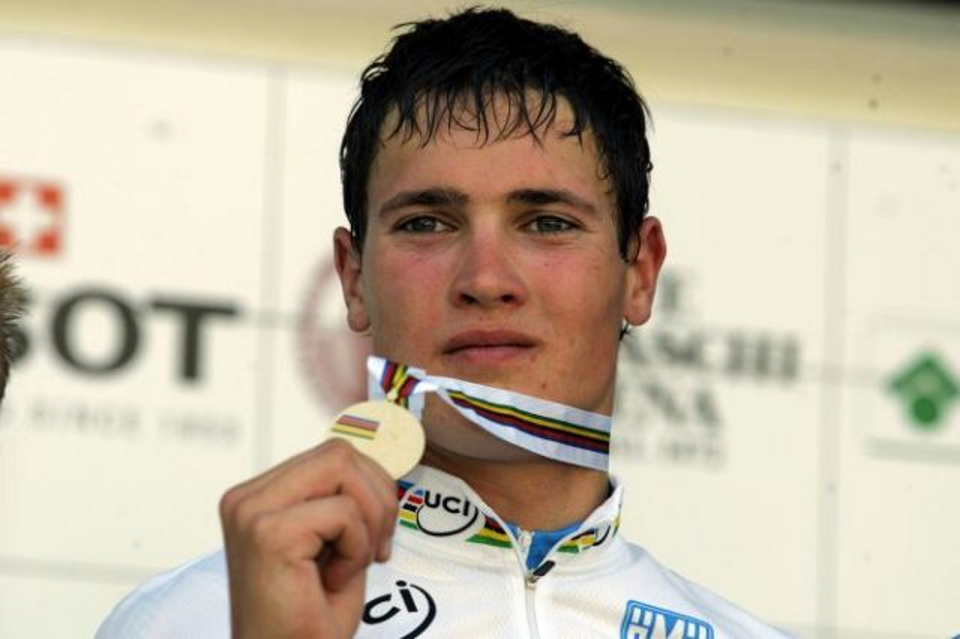 Former under 23 world champion Dmytro Grabovskyy died after suffering a heart attack