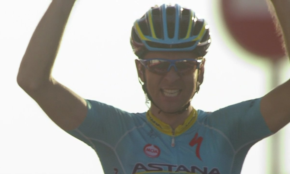 Tanel Kangert climbs to victory on Stage 3 of the Abu Dhabi Tour