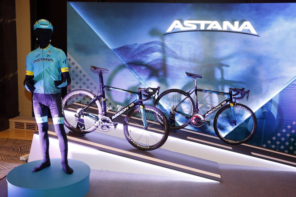 Team Astana Reveals New Kit and 2018 Roster