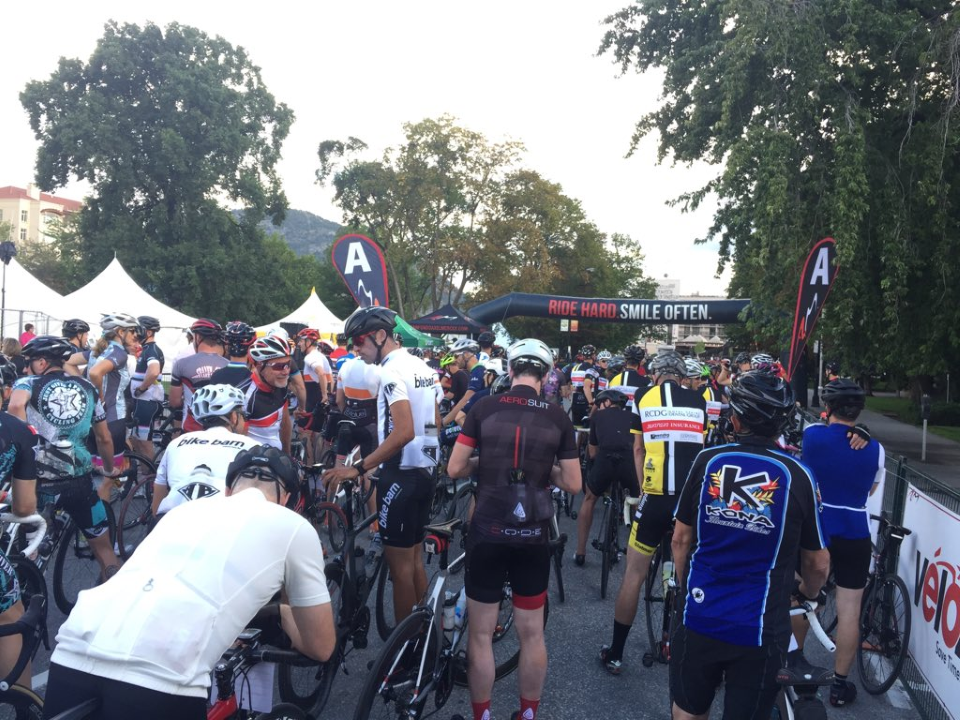 3 000 riders tackle Prospera Granfondo Axel Merckx Okanagan