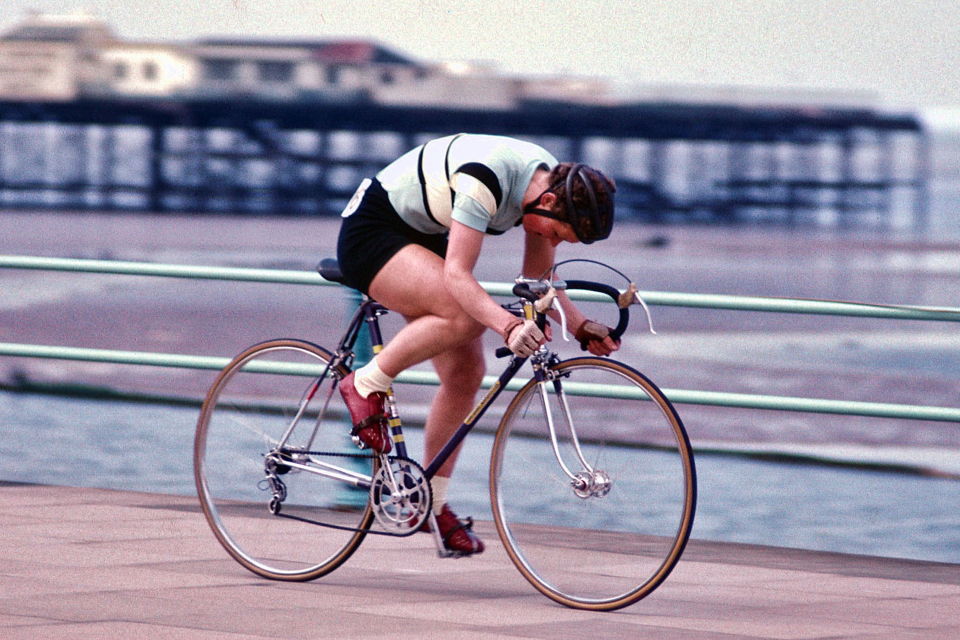 Beryl Burton tribute cycling jersey launched for Maserati Tour de Yorkshire Ride