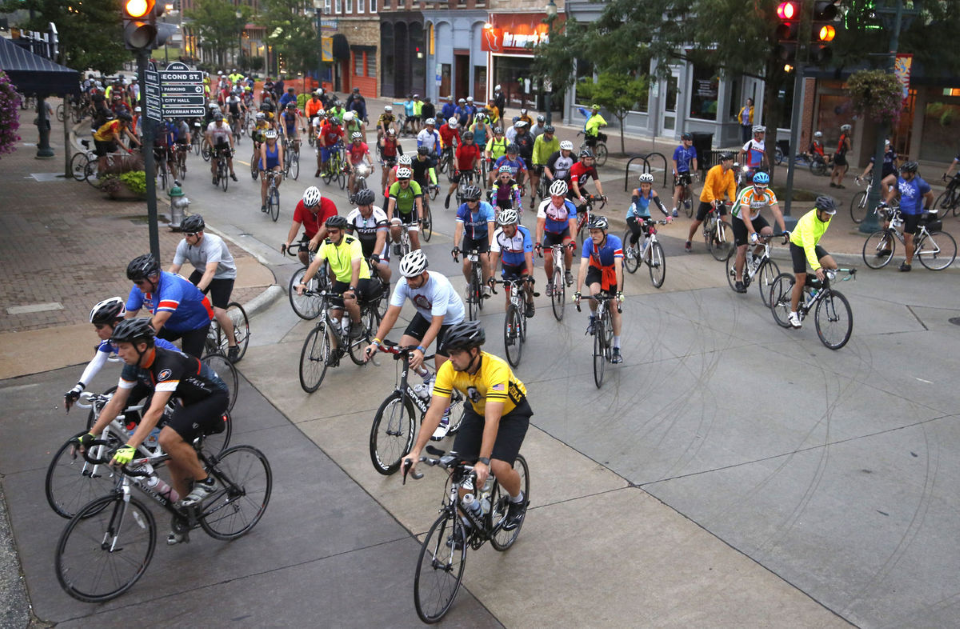 Gran Fondo Bike Festival Fills Cedar Falls' Main Streets