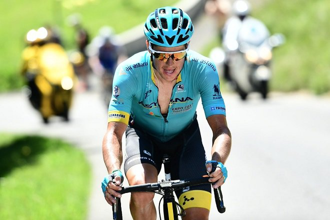 Jacob Fuglsang wins Dauphine in thrilling finale